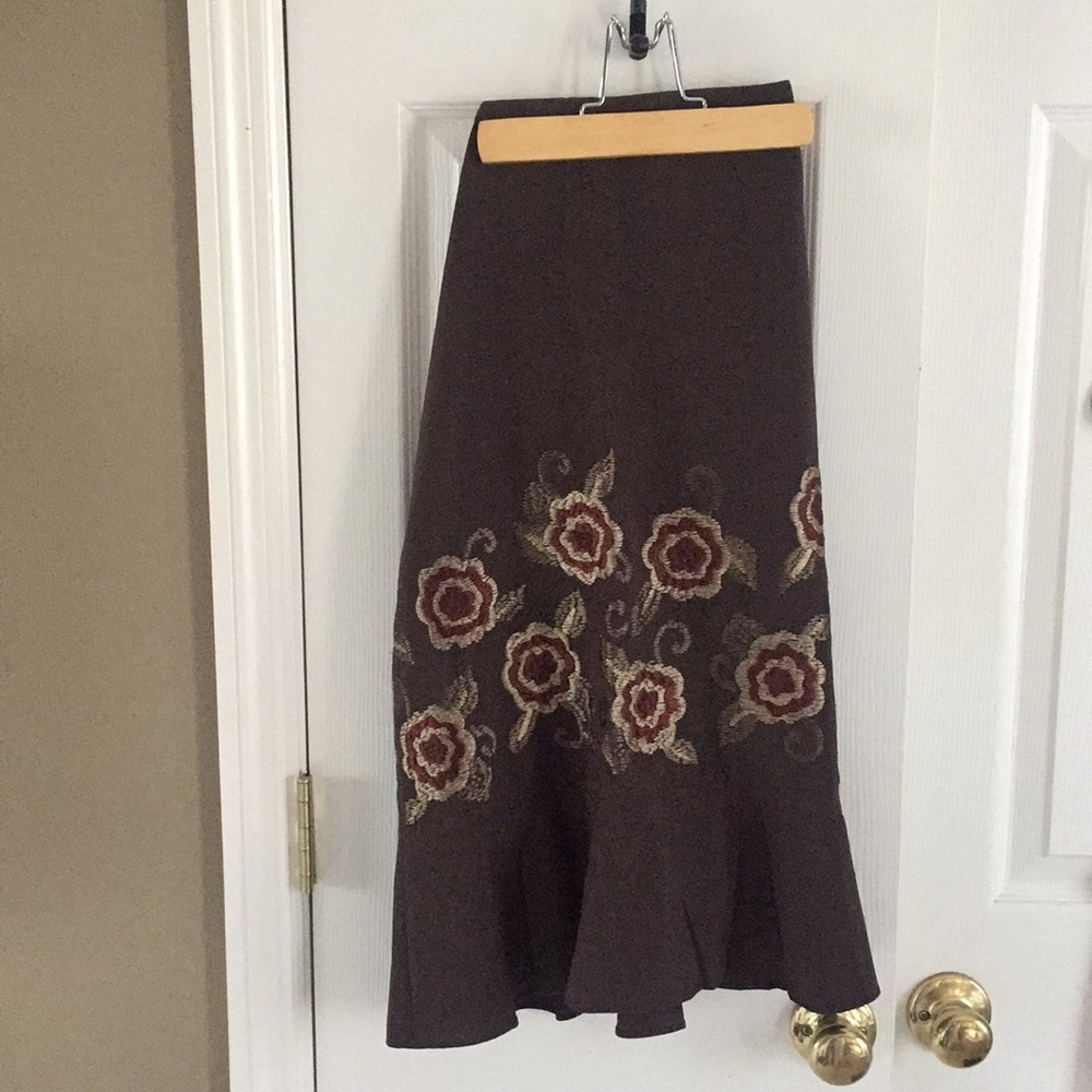 Brown skirt